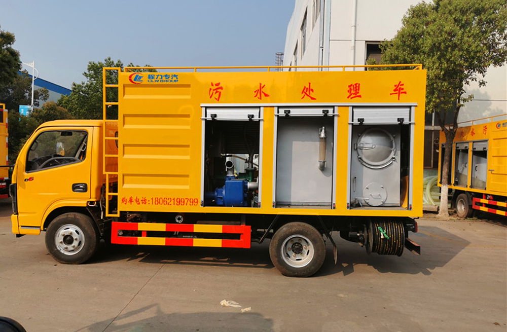 281莲花嘉园污水分离车
