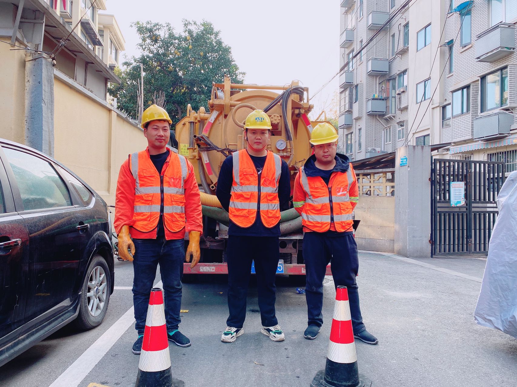 莲花嘉园南京某小区管道清淤检测施工